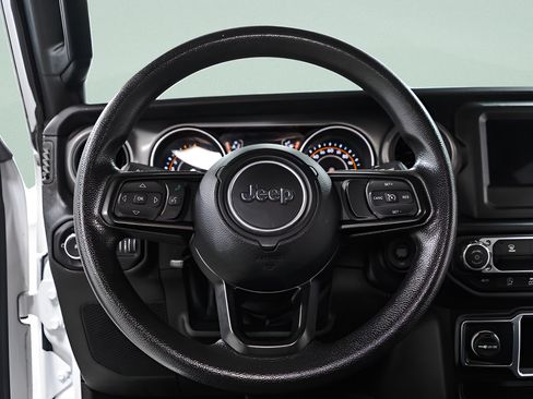 Used 2022 Jeep Wrangler Unlimited Sport AWD/4WD image 11