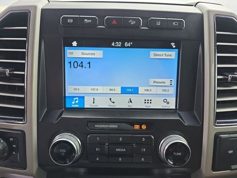 Used 2019 Ford F250 King Ranch w/ King Ranch Ultimate Package AWD/4WD image 19