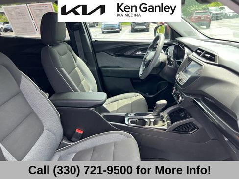 Used 2022 Chevrolet TrailBlazer LT FWD image 58