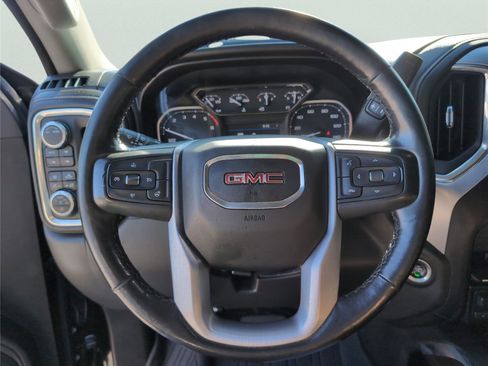 Used 2021 GMC Sierra 1500 SLT image 25