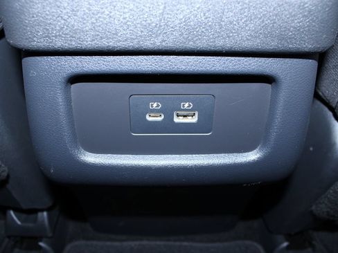 Used 2024 Nissan Pathfinder SV FWD image 18