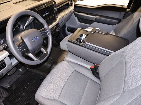 New 2026 Ford F550 4x4 Supercab Super Duty w/ XLT Value Package image 20