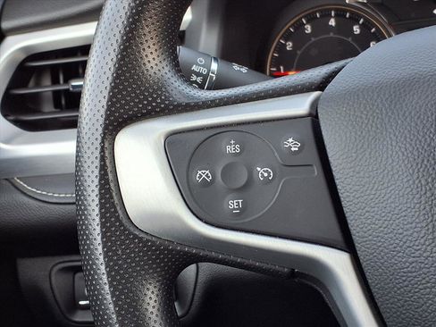 Used 2023 GMC Acadia SLE w/ Driver Convenience Package image 14