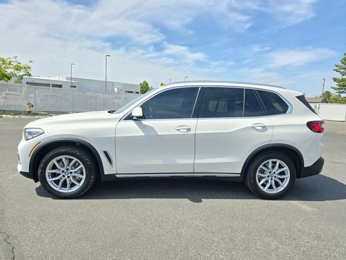 Used 2020 BMW X5 xDrive40i w/ Premium Package AWD/4WD image 35