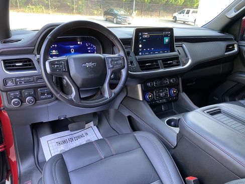 Used 2022 Chevrolet Suburban RST w/ Luxury Package AWD/4WD image 33