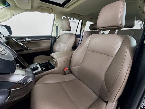 Used 2023 Lexus GX 460 Luxury image 21