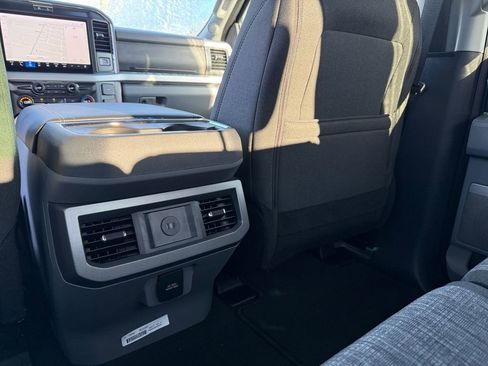New 2026 Ford F250 XLT w/ XLT Premium Package AWD/4WD image 22