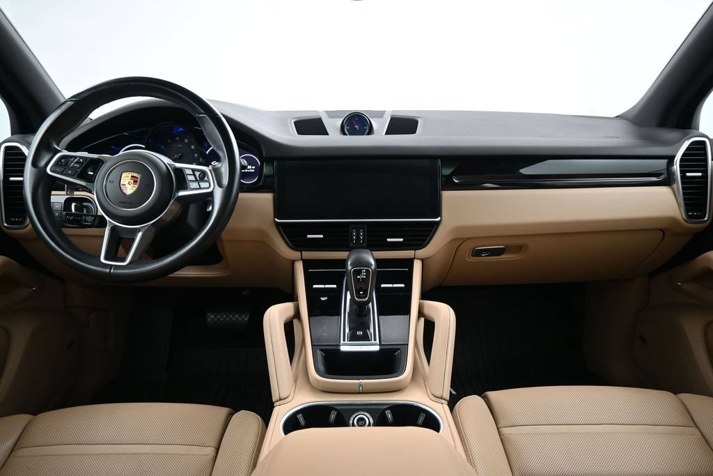 Certified 2022 Porsche Cayenne AWD/4WD image 9