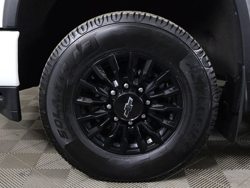 Used 2022 Chevrolet Silverado 3500 LTZ w/ LTZ Plus Package AWD/4WD image 28