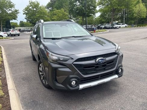 Used 2025 Subaru Outback Touring w/ Popular Package #2 AWD/4WD image 1