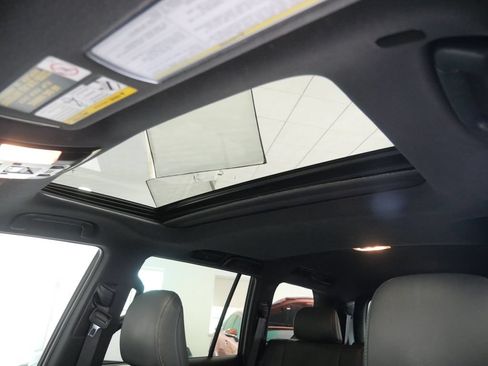 Certified 2023 Lexus GX 460 Luxury w/ Sport Design Package AWD/4WD image 32