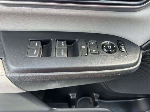 Used 2018 Honda CR-V Touring image 13