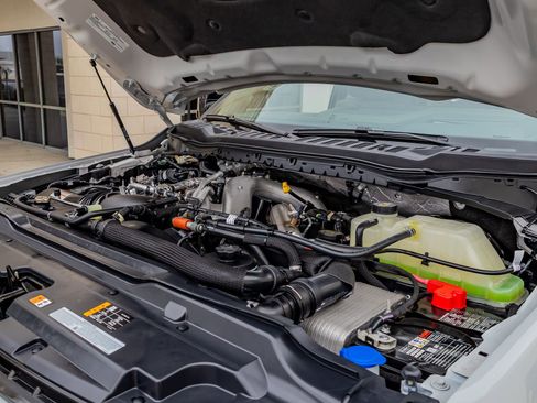 Used 2026 Ford F250 Platinum w/ Platinum Plus Package image 41