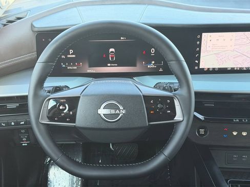 Used 2025 Nissan Murano Platinum w/ Cargo Package AWD/4WD image 22