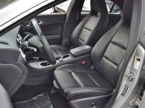 Used 2019 Mercedes-Benz CLA 250 4MATIC image 18