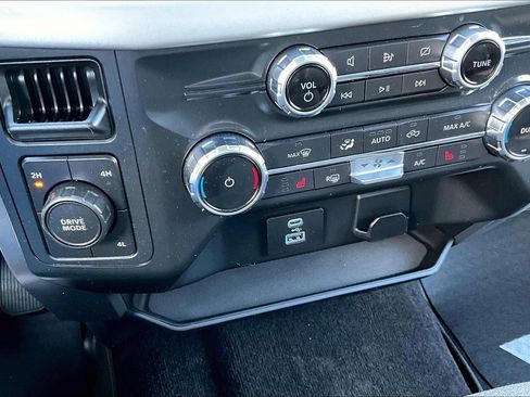 Used 2022 Ford F150 XLT w/ Equipment Group 302A High AWD/4WD image 16