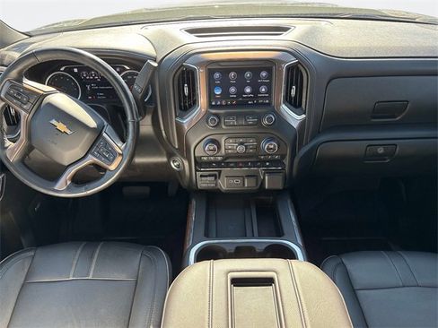 Used 2019 Chevrolet Silverado 1500 High Country image 16