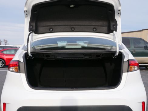 Used 2023 Toyota Corolla LE image 15