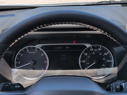 Certified 2025 Nissan Rogue SV w/ SV Premium Package FWD image 28