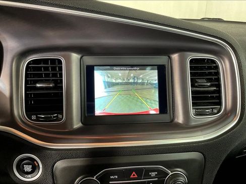 Used 2022 Dodge Charger SXT image 30