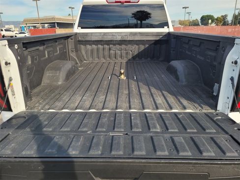 Used 2024 GMC Sierra 2500 AT4 image 10