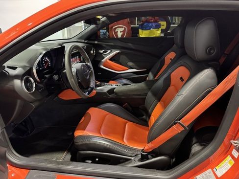 Used 2018 Chevrolet Camaro SS w/ Hot Wheels Edition image 7