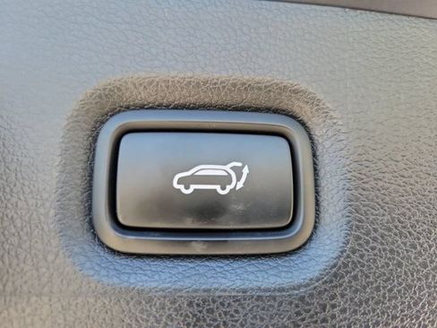 Certified 2023 Hyundai Santa Fe SEL FWD image 7