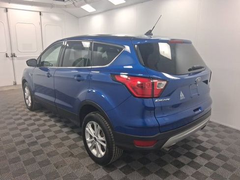 Used 2019 Ford Escape SE AWD/4WD image 4