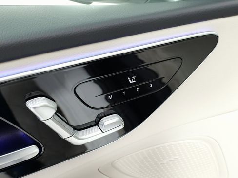 Used 2024 Mercedes-Benz C 300 4MATIC Sedan image 45