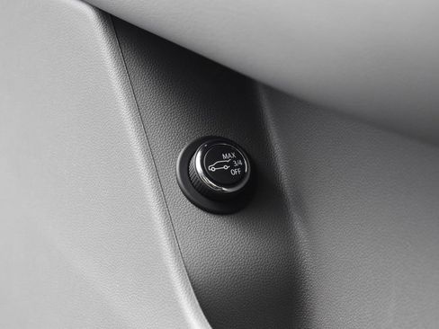 New 2025 Cadillac XT6 Premium Luxury w/ Technology Package image 11