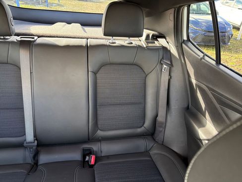 Used 2025 Buick Envista Preferred image 37