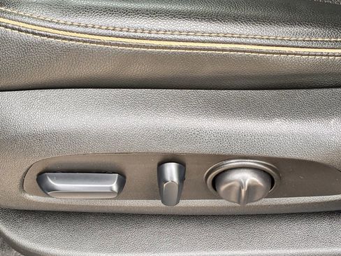 Used 2024 GMC Terrain AT4 image 24