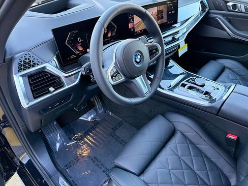 New 2026 BMW X5 xDrive50e w/ M Sport Package image 25