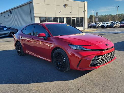 Used 2026 Toyota Camry LE image 2