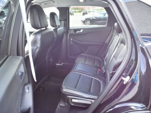 Used 2023 Ford Escape Platinum AWD/4WD image 33