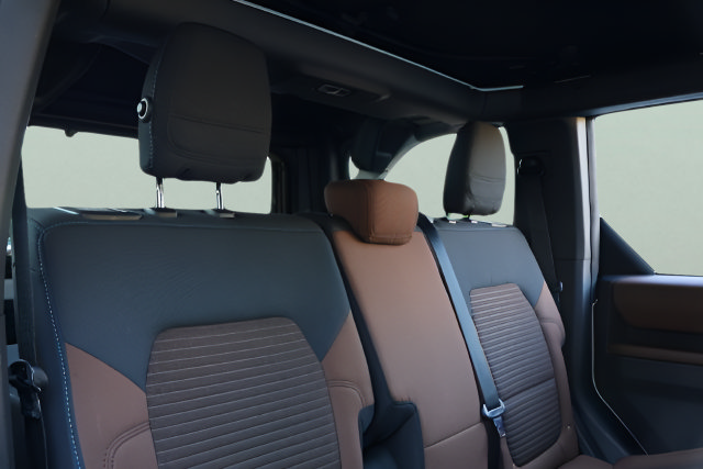 Used 2022 Ford Bronco Outer Banks AWD/4WD image 19