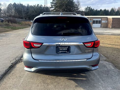 Used 2018 INFINITI QX60 FWD w/ Deluxe Technology Package image 9