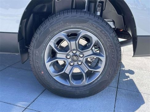 New 2025 Ford Maverick XLT w/ XLT Luxury Package image 4