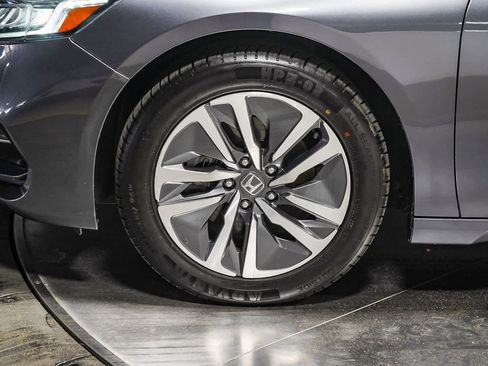 Used 2019 Honda Accord image 6