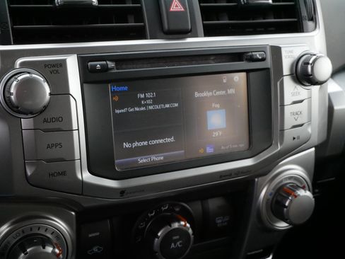 Used 2016 Toyota 4Runner SR5 image 22