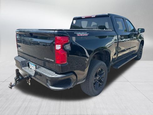 Certified 2022 Chevrolet Silverado 1500 Custom Trail Boss AWD/4WD image 4