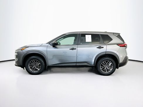 Used 2023 Nissan Rogue S image 4