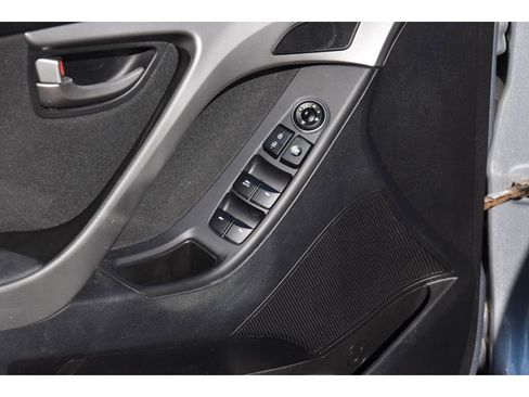 Used 2016 Hyundai Elantra Value Edition image 24