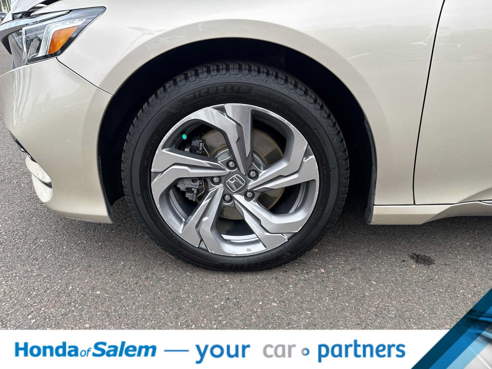 Used 2018 Honda Accord EX-L image 8