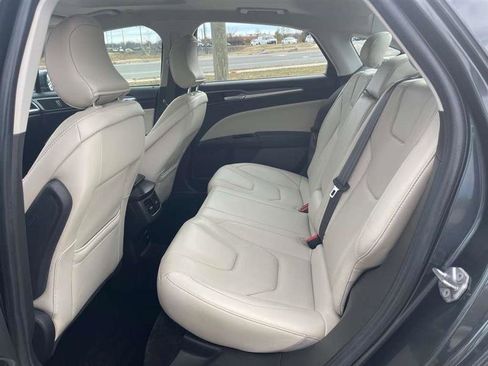 Used 2016 Ford Fusion Titanium image 34