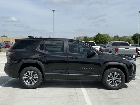 New 2026 Chevrolet Equinox LT image 3