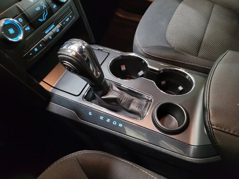 Used 2018 Ford Explorer XLT FWD image 26