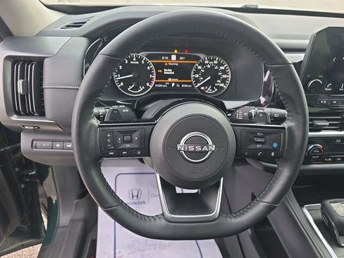 Used 2023 Nissan Pathfinder SL w/ Lighting Package (N92) AWD/4WD image 22