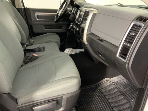 Used 2014 RAM 1500 Classic SLT w/ Luxury Group image 14