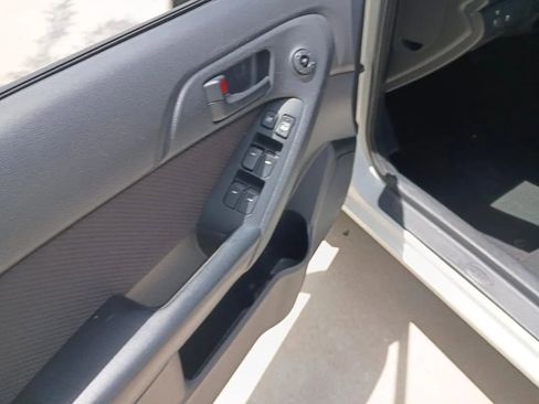 Used 2011 Kia Forte EX FWD image 7